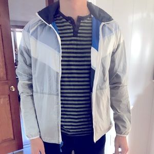 Nike Track and Field Windbreaker Medium Rain EUC blue gray white like new